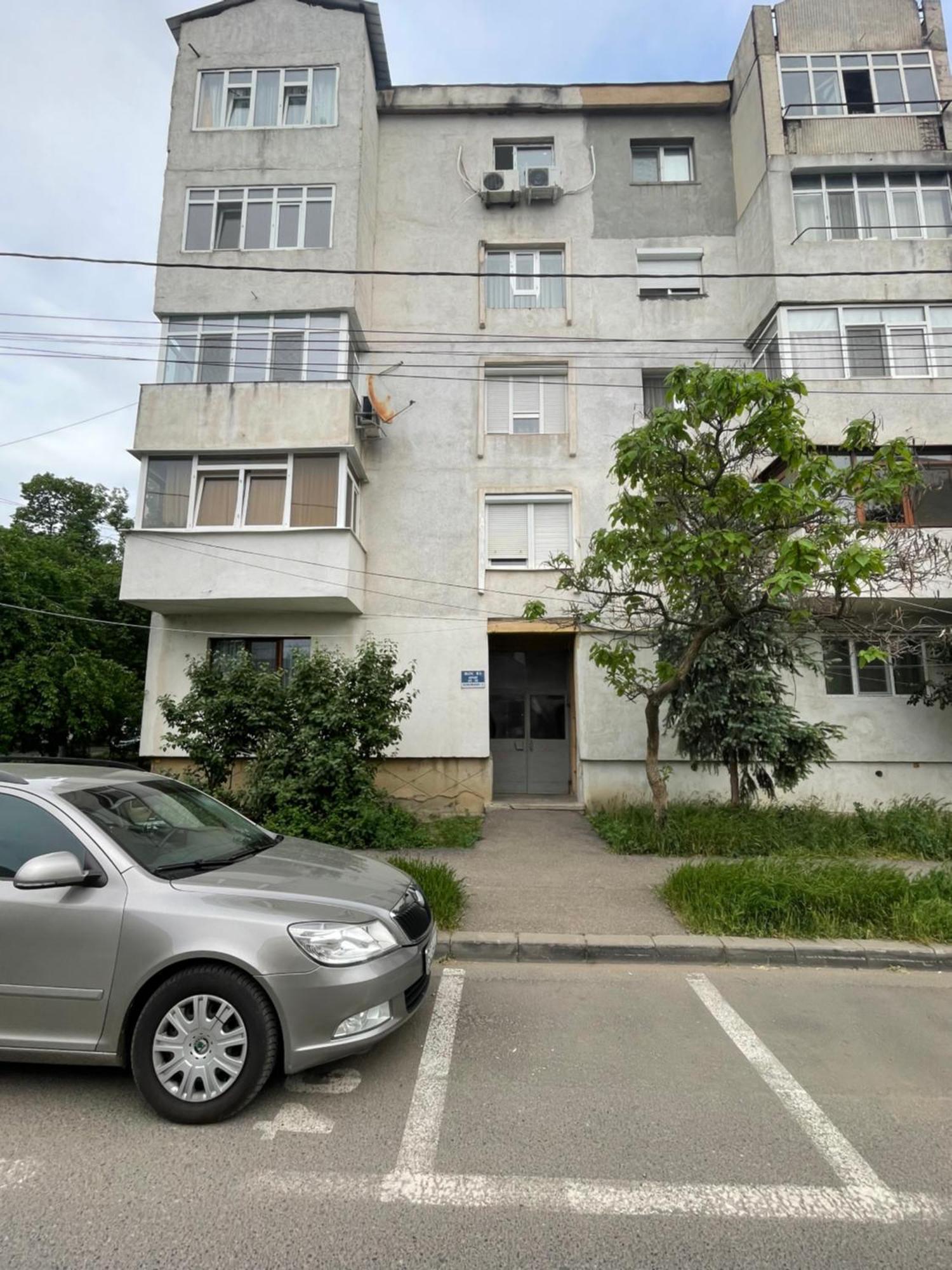Royal Apartment Buzău Esterno foto